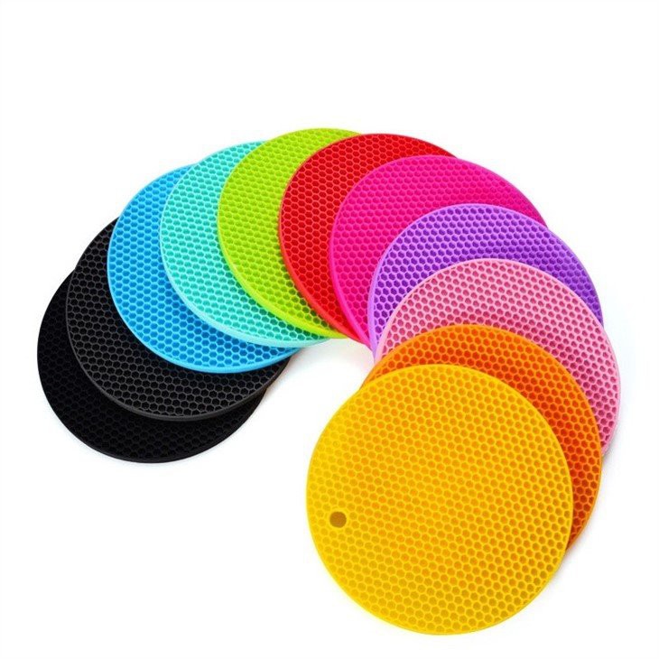 3  silicone mats for hot pots